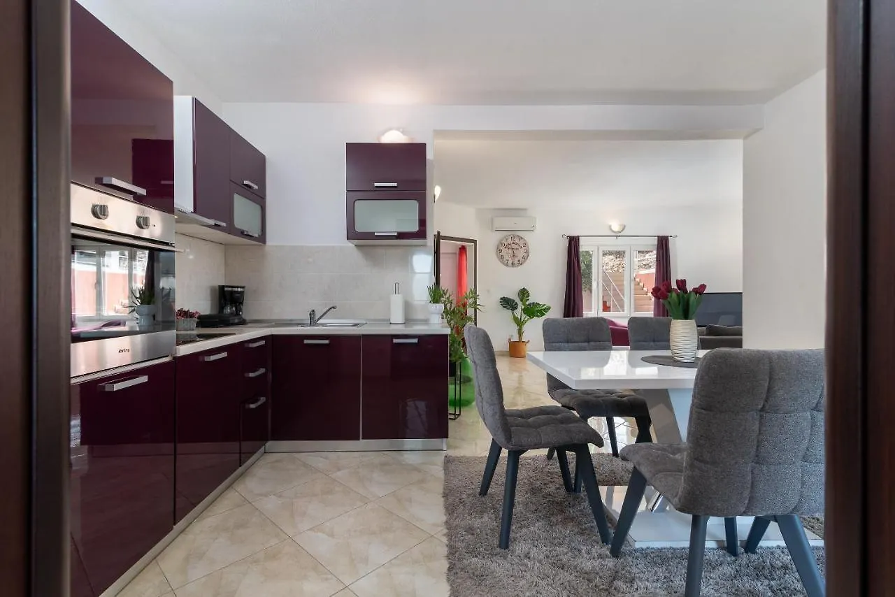 Holiday Villa Nostra Τρογκίρ 0*,  Κροατία