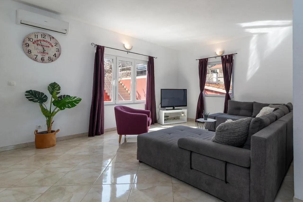 Διαμέρισμα Holiday Villa Nostra Τρογκίρ